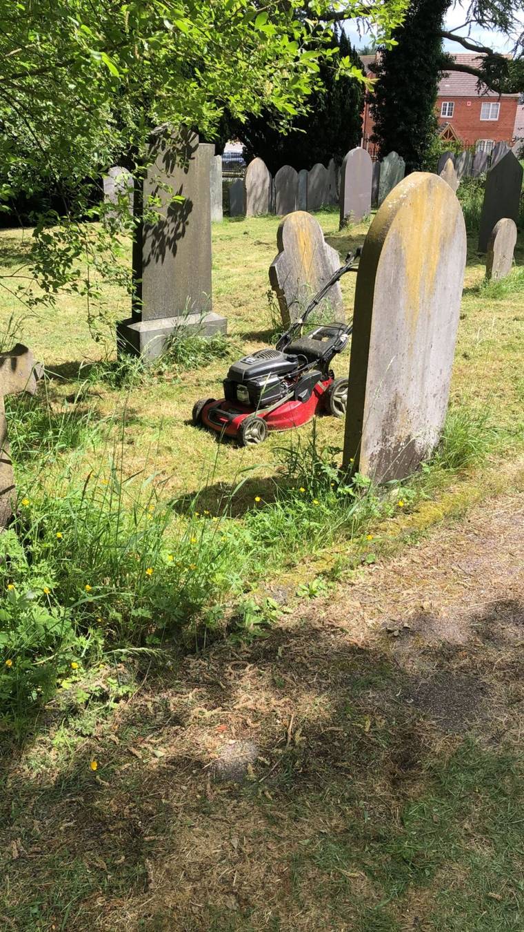 Grounds maintenance across Leicestershire